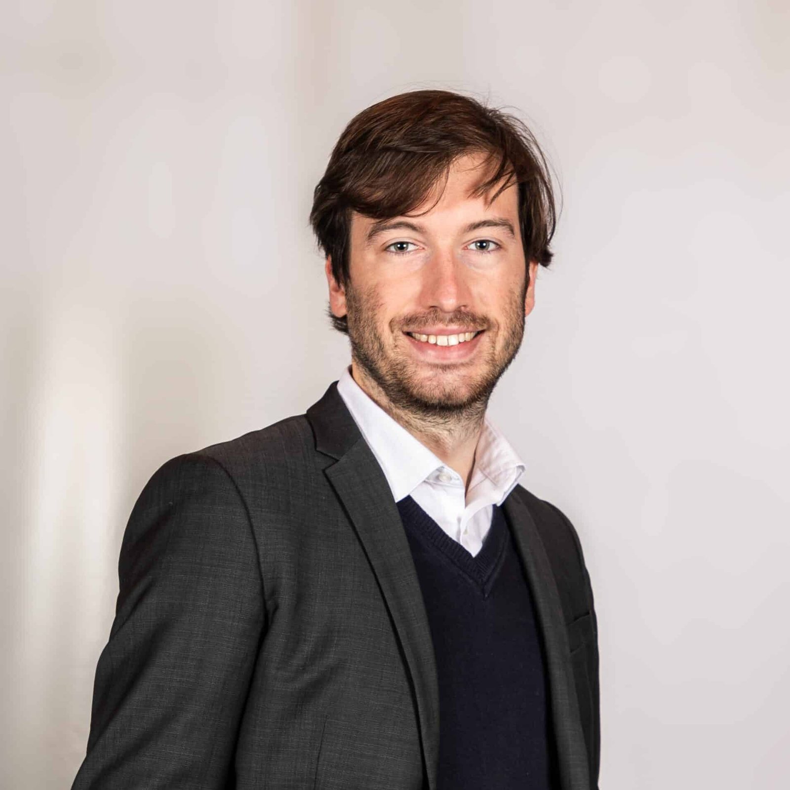 Arnaud Wala - Experienced consultant at BDO Belgium in the M&A (Mergers and Acquisitions) department, assistant at the Solvay Brussels School for the financial statements analysis and macro/microeconomics courses, holder of a Master's degree in Management Engineering with Great Distinction (Solvay Brussels School), holder of two Bachelor's degrees in Management Engineering and Economics (Solvay Brussels School), studied simultaneously.
