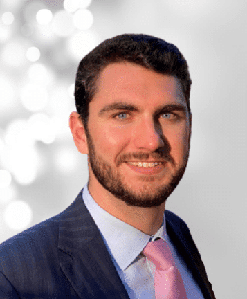 Jean Laignelot - Experienced consultant at EY Belgium in the Strategy and Transactions department (valuation and financial modelling), Assistant at the Solvay Brussels School for the 'Analysis of Financial Statements' (BA2) and 'Advanced Finance' (MA1) courses, holder of a Master's degree and a Bachelor's degree in Management Engineering (Solvay Brussels School) and teacher for Sagora Formations.